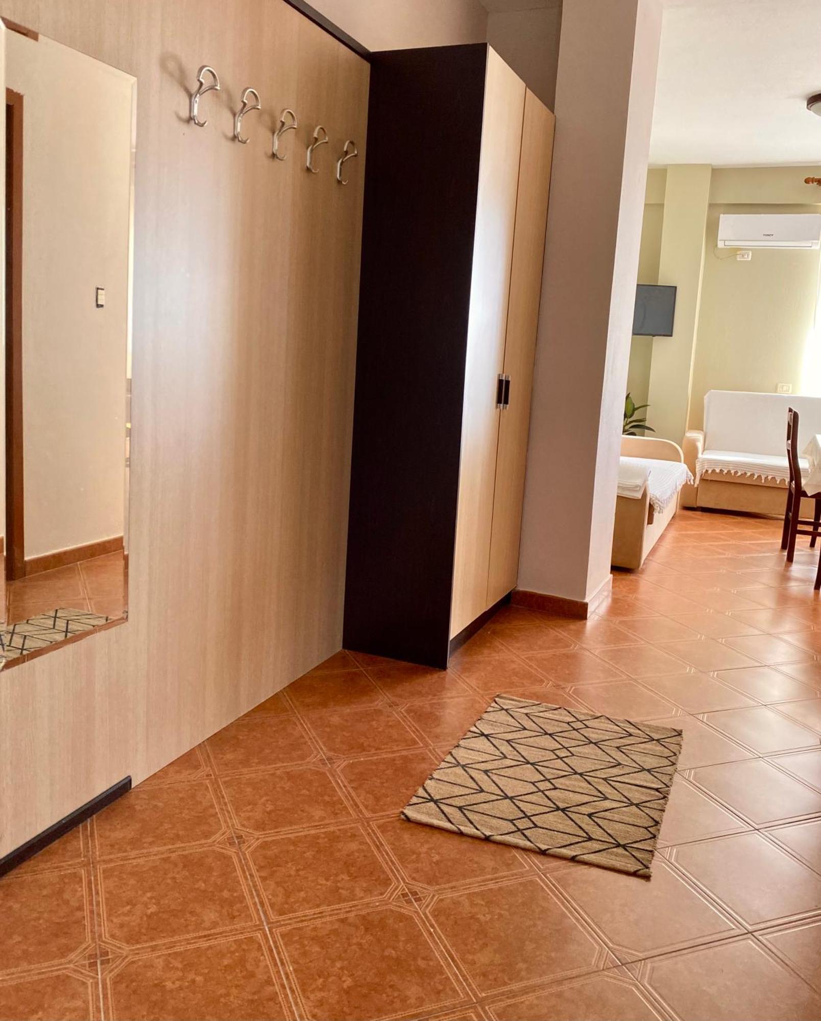 Memory Apartments Durres Bagian luar foto